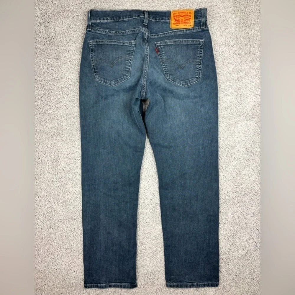 Levi's Jeans Mens 32 x 30 559 Relaxed Straight Fit Classic Denim Casual Basic